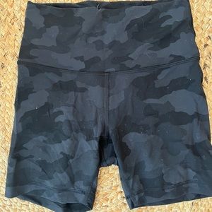 Lululemon biker shorts